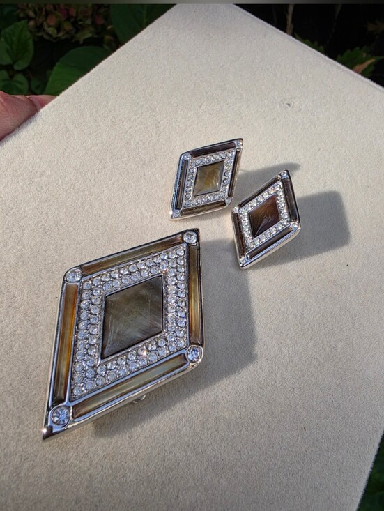 Butler Jewelry - Butler: Crystal-Accented Mother-of-Pearl Diamond Brooch and Earring Set